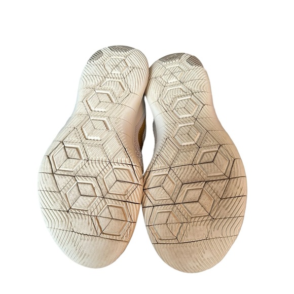 Women’s Nike running sneakers - Picture 4 of 4